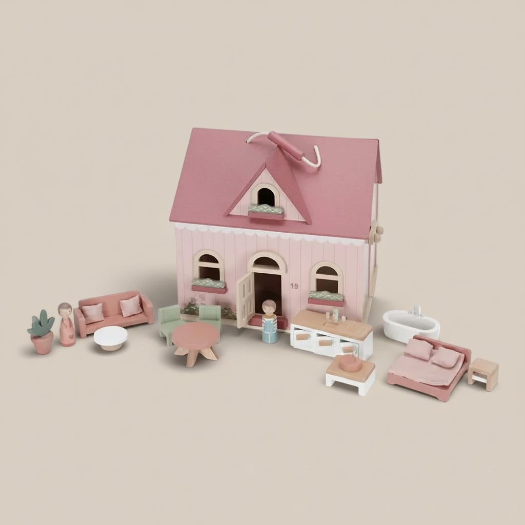 MAISON DE POUPÉE