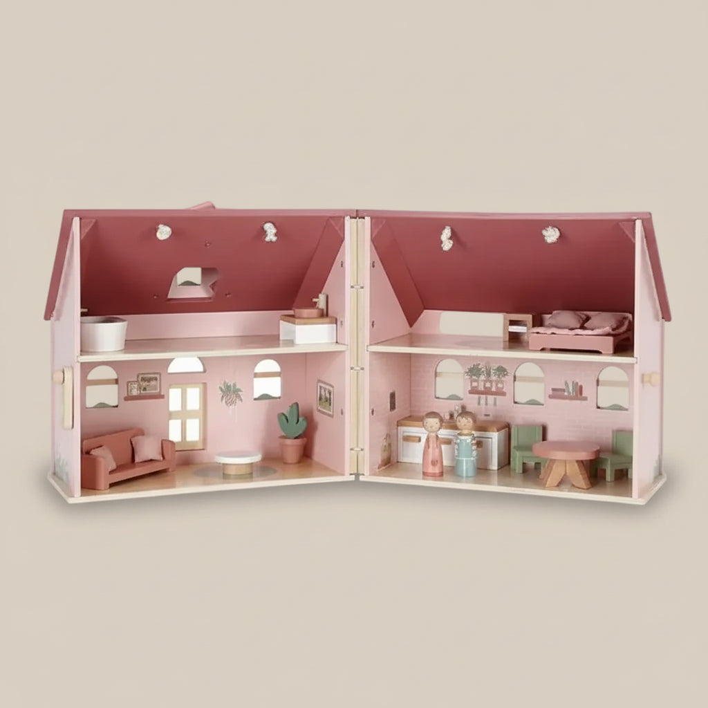 MAISON DE POUPÉE
